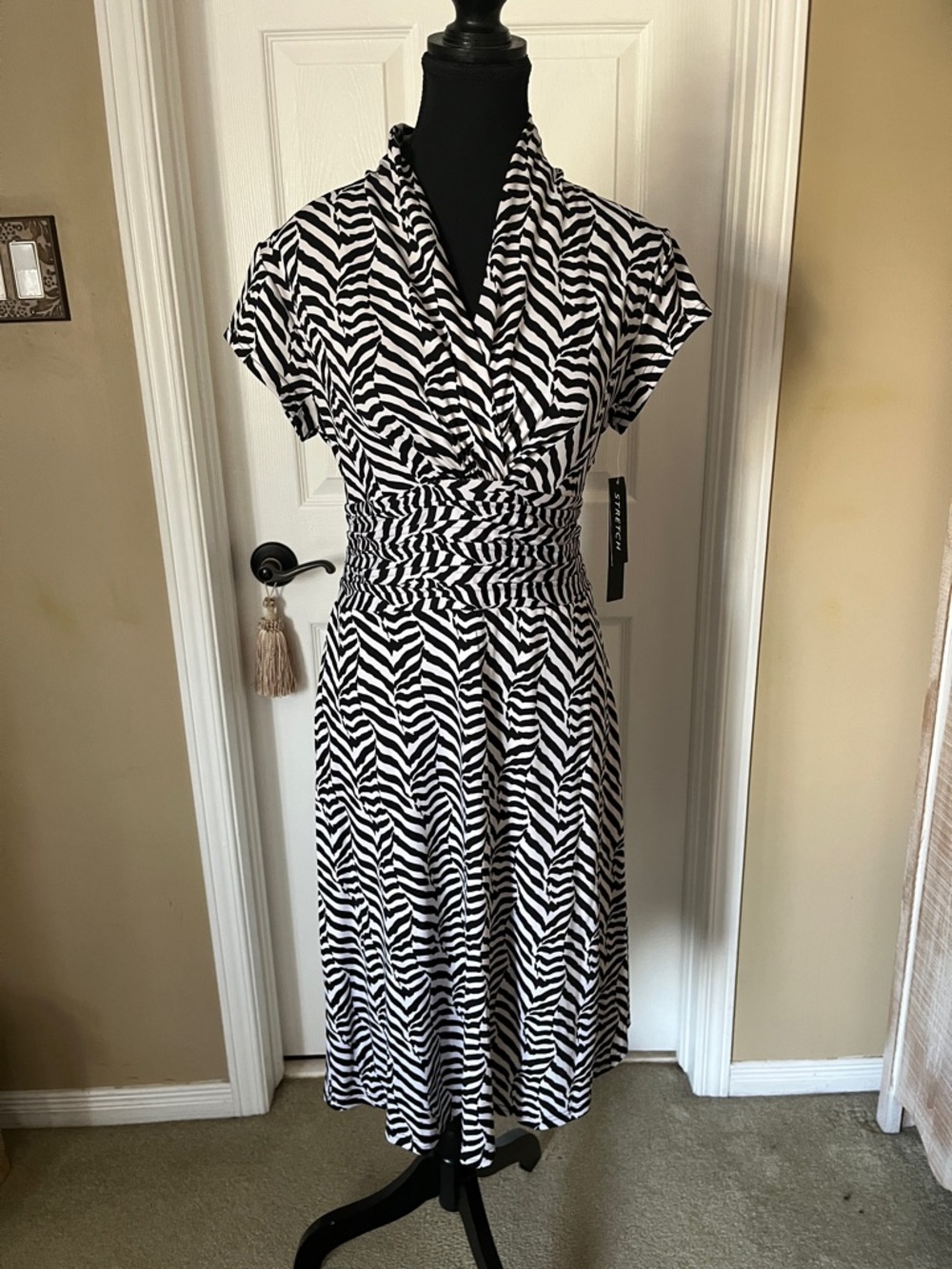 Voir Voir Black and White Zebra-Print Midi Wrap Dress, Size 10